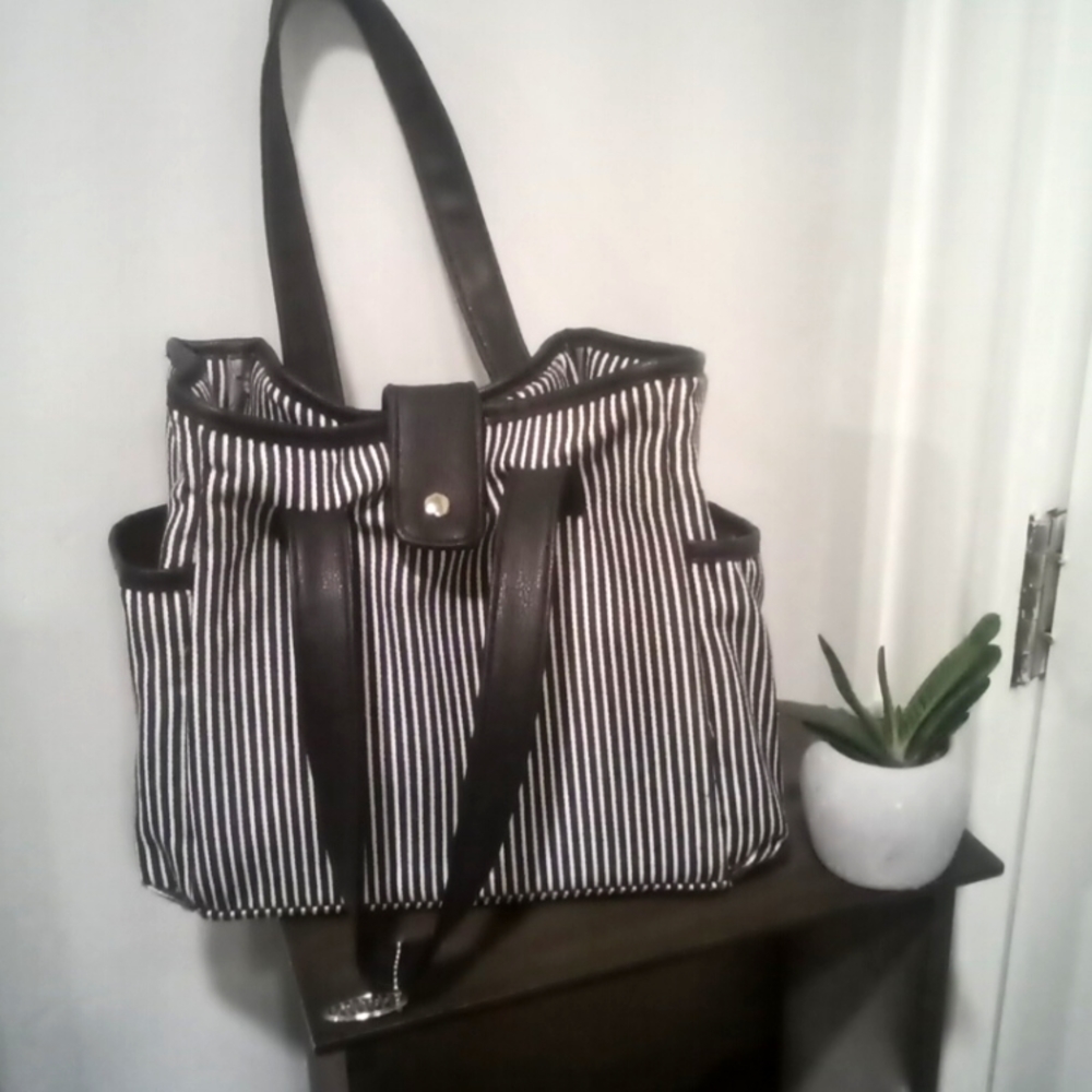 Tote (for cold items insulated)